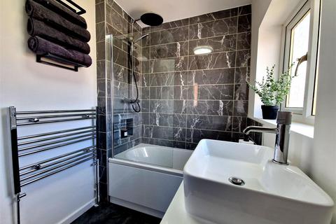 8 Bennett Close, Rawmarsh, Rotherham, S62 5PE
