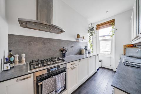 2 bedroom flat for sale, Ariel Road, West Hampstead, London, NW6