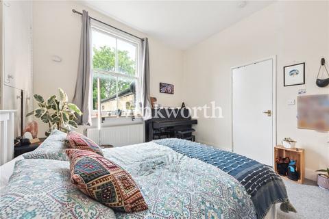 1 bedroom apartment for sale, Pembury Road, London, N17
