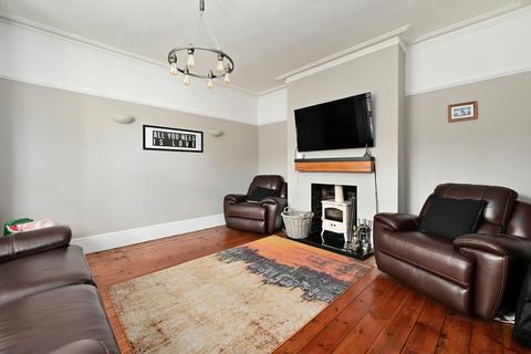 3 bedroom semi-detached house for sale, Osborne Road, Farnborough, GU14