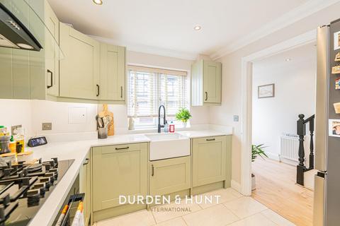 2 bedroom terraced house for sale, Market Place, Abridge, RM4