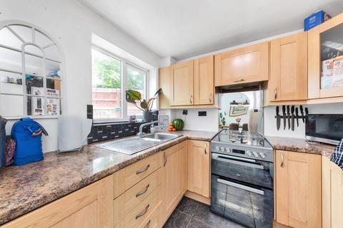3 bedroom semi-detached house for sale, Yeats Close, Royston SG8