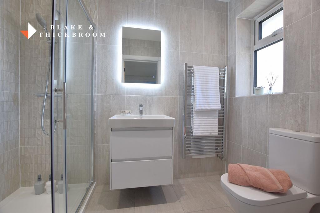 En suite shower room