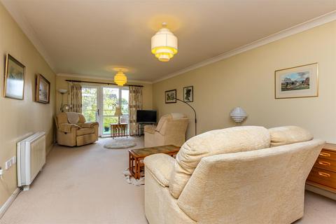 2 bedroom apartment for sale, Roslyn Court, Willow Wong, Burton Joyce, Nottingham
