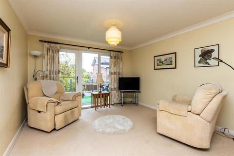 2 bedroom apartment for sale, Roslyn Court, Willow Wong, Burton Joyce, Nottingham