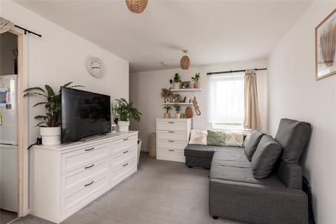 Parking to rent, Whimbrel Close, Sittingbourne, Kent, ME10