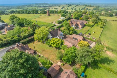 The Chestnuts Weatheroak Hill, Alvechurch, Birmingham, B48 7EA