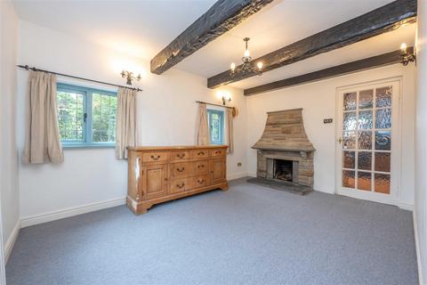 The Chestnuts Weatheroak Hill, Alvechurch, Birmingham, B48 7EA