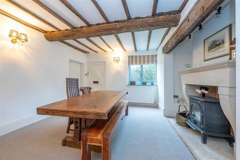 The Chestnuts Weatheroak Hill, Alvechurch, Birmingham, B48 7EA