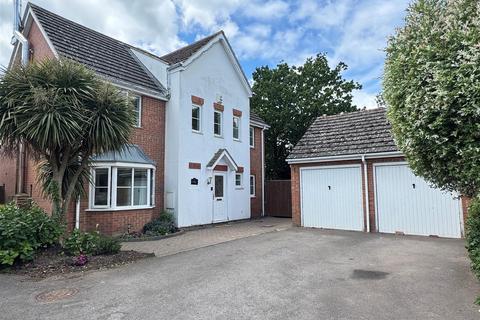 undefined, Rowan Close, Rayleigh