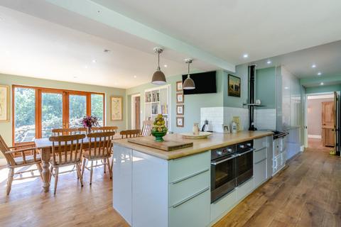 4 bedroom detached house for sale, Chester Road, Oakmere, Cheshire