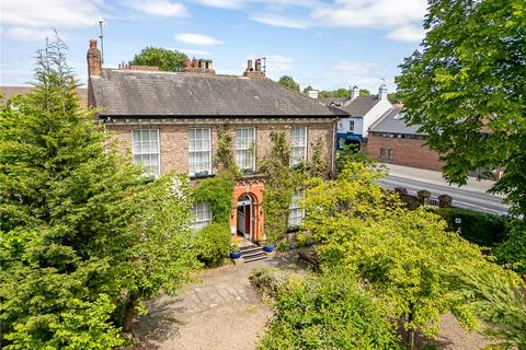 10 bedroom terraced house for sale, Fulford Road, York, North Yorkshire, YO10