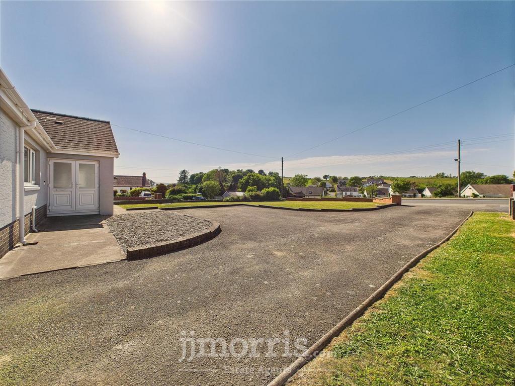 CAM05297 G0-PR0048-STILL035.jpg