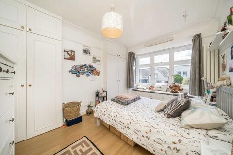 101 Victor Road, Teddington, TW11 8SS