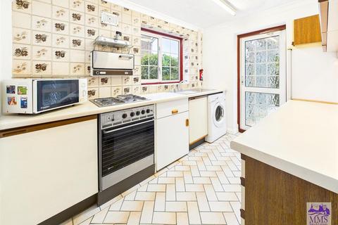57 Pepper Hill, Northfleet, Gravesend, DA11 8EN