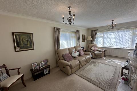 2 bedroom detached house for sale, Gorwel, Llanfairfechan, Conwy, LL33