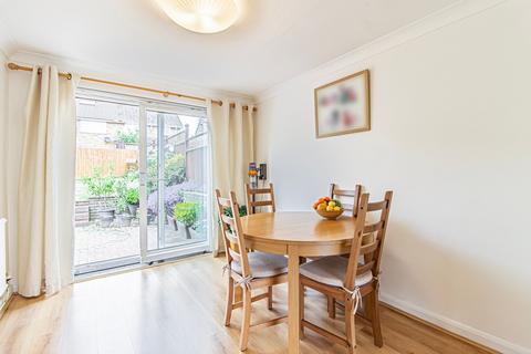 26 Beaumaris Close, Tonteg, Pontypridd, CF38 1HA