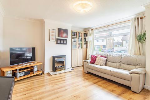 26 Beaumaris Close, Tonteg, Pontypridd, CF38 1HA