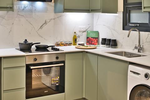 undefined, High Street, Stratford, London, E15