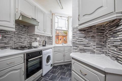1 bedroom in a house share to rent, Fordwych Road, West Hampstead, London