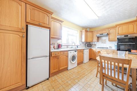 16 Burnham Road, Morden, SM4 5LX