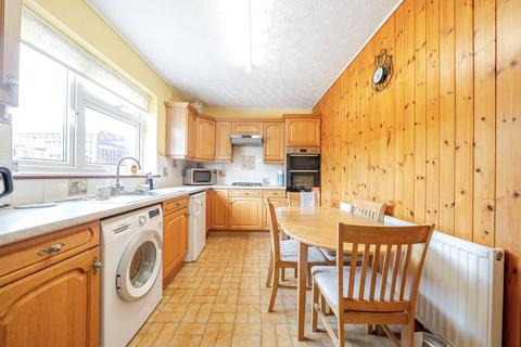 16 Burnham Road, Morden, SM4 5LX