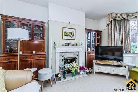 4 bedroom semi-detached house for sale, Arundel Avenue, South Croydon, Surrey, CR2