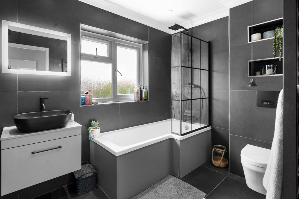 294 Locking Road Weston-super-Mare 4.jpg