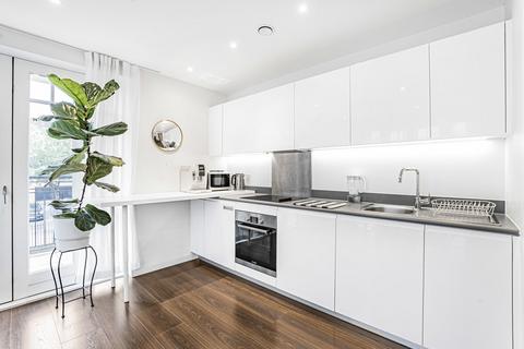 Studio for sale, Carnwath Road, London, SW6