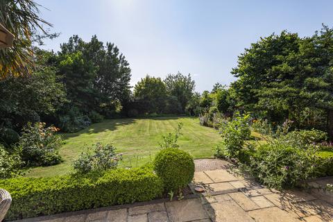 4 Hallfield, Bassingham, Lincoln, LN5 9PF