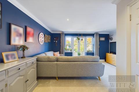 5 bedroom terraced house for sale, Frederick Road, Hastings