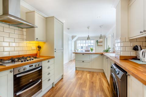 1 Crossway, Rogiet, Caldicot, NP26 3SH
