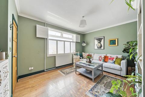 2 bedroom end of terrace house for sale, Dursley Road, London