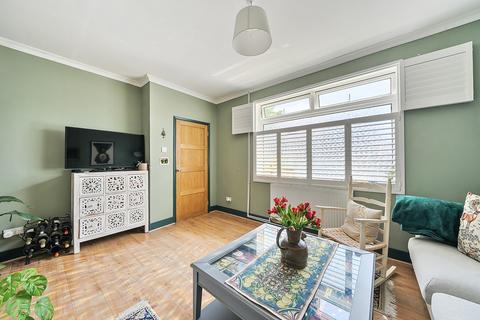 41 Dursley Road, London, SE3 8PG