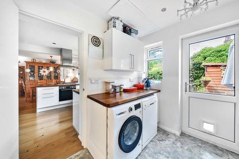 49 School Road, Charlton Kings, Cheltenham, GL53 8BL