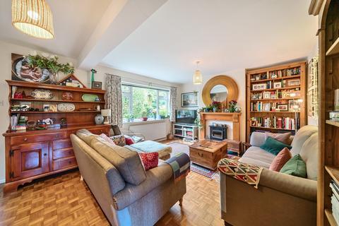 49 School Road, Charlton Kings, Cheltenham, GL53 8BL