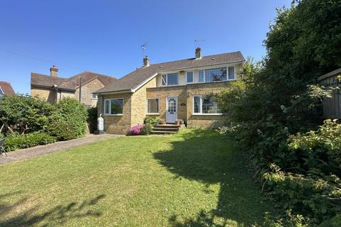 4 bedroom detached house for sale, Upper Street, Kingsdown, CT14