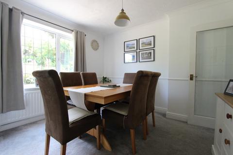 4 bedroom detached house for sale, Upper Street, Kingsdown, CT14