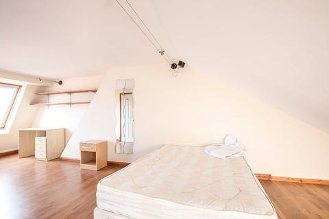 St. Davids Road, Hampshire PO5