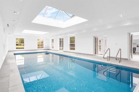 5 bedroom detached house for sale, Bicknacre Road, Danbury