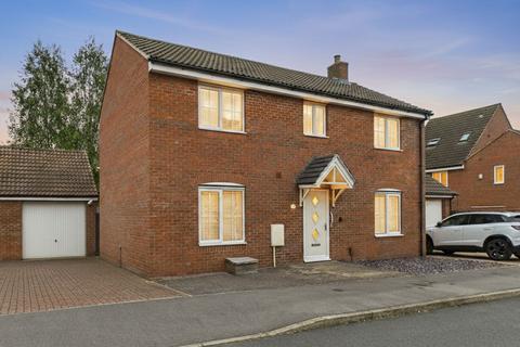 4 bedroom link detached house for sale, Stonebridge Way, Calverton, Nottingham