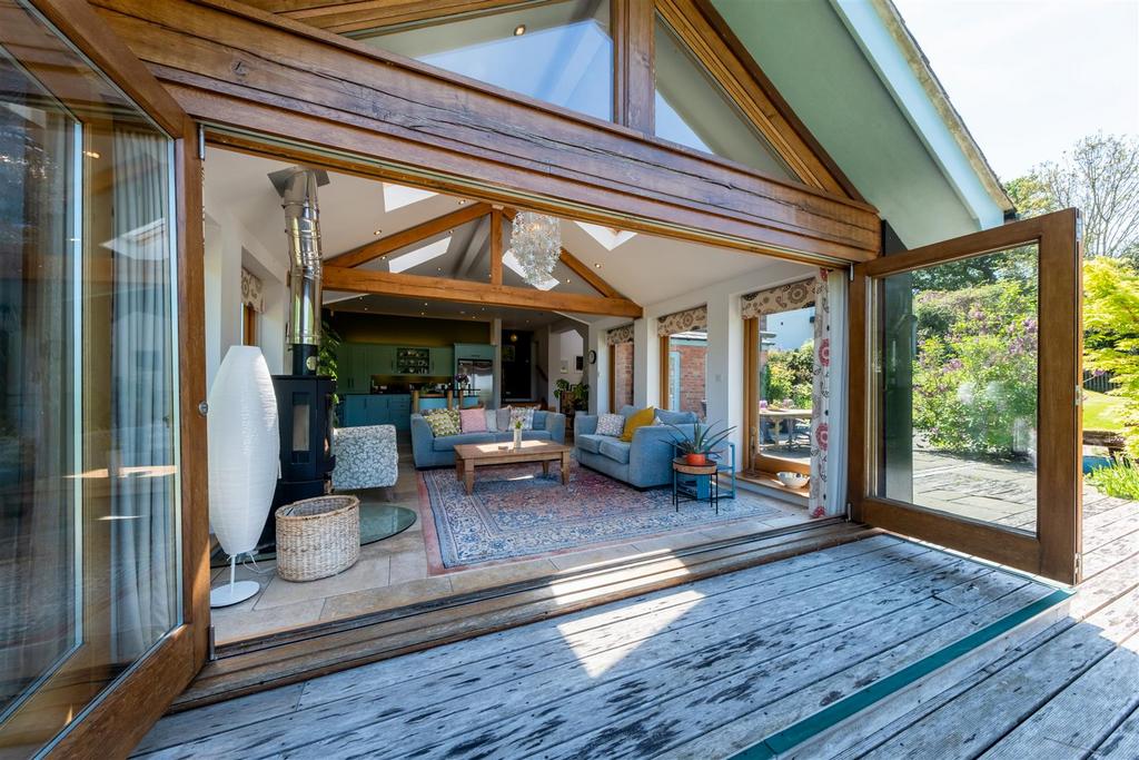 Broadway Farmhouse-0018.jpg