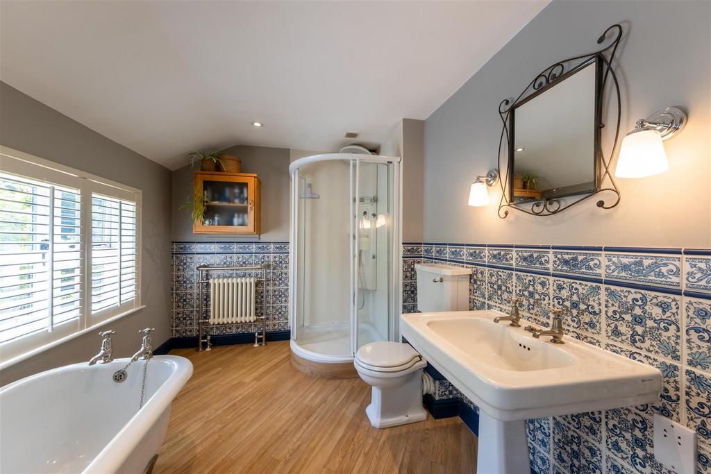 Broadway Farmhouse-0061.jpg