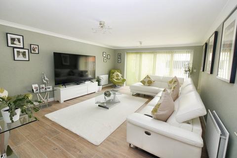5 Faraday Corner, Shefford, SG17 5ZG