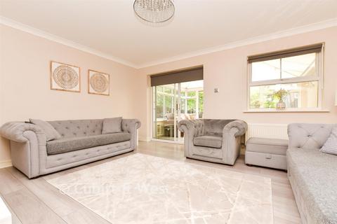 3 bedroom semi-detached house for sale, Shire Place, Redhill, Surrey