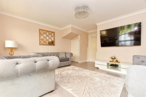 3 bedroom semi-detached house for sale, Shire Place, Redhill RH1
