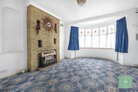 4 bedroom end of terrace house for sale, Hyde Park Avenue, N21
