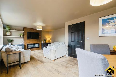 4 bedroom end of terrace house for sale, Savoy Street, Exeter, EX2