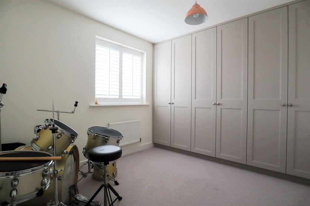 Bedroom 3.jpg