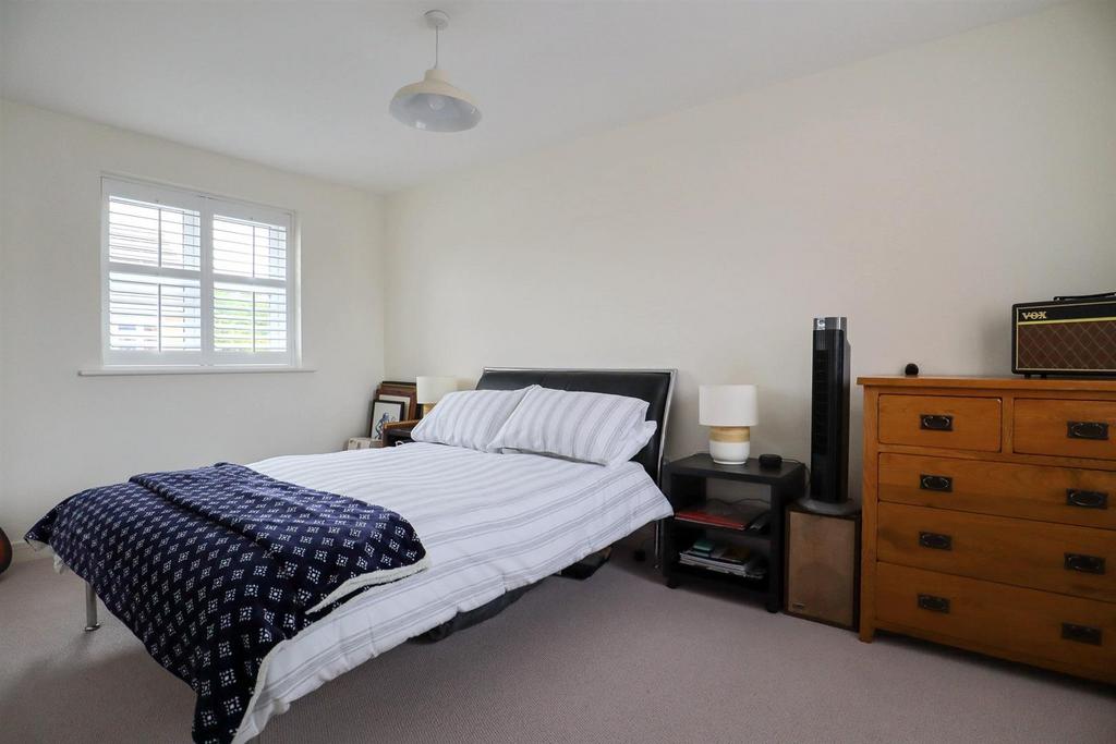 Bedroom 2.jpg